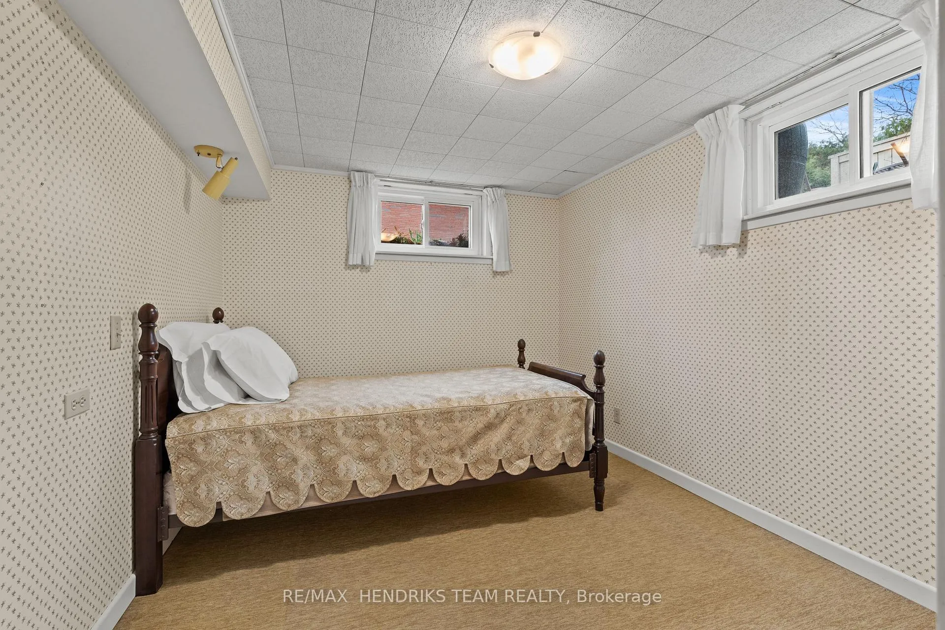 Photo 25 of 11 Kamla Drive, St. Catharines, Vine/Linwell — HOMEH