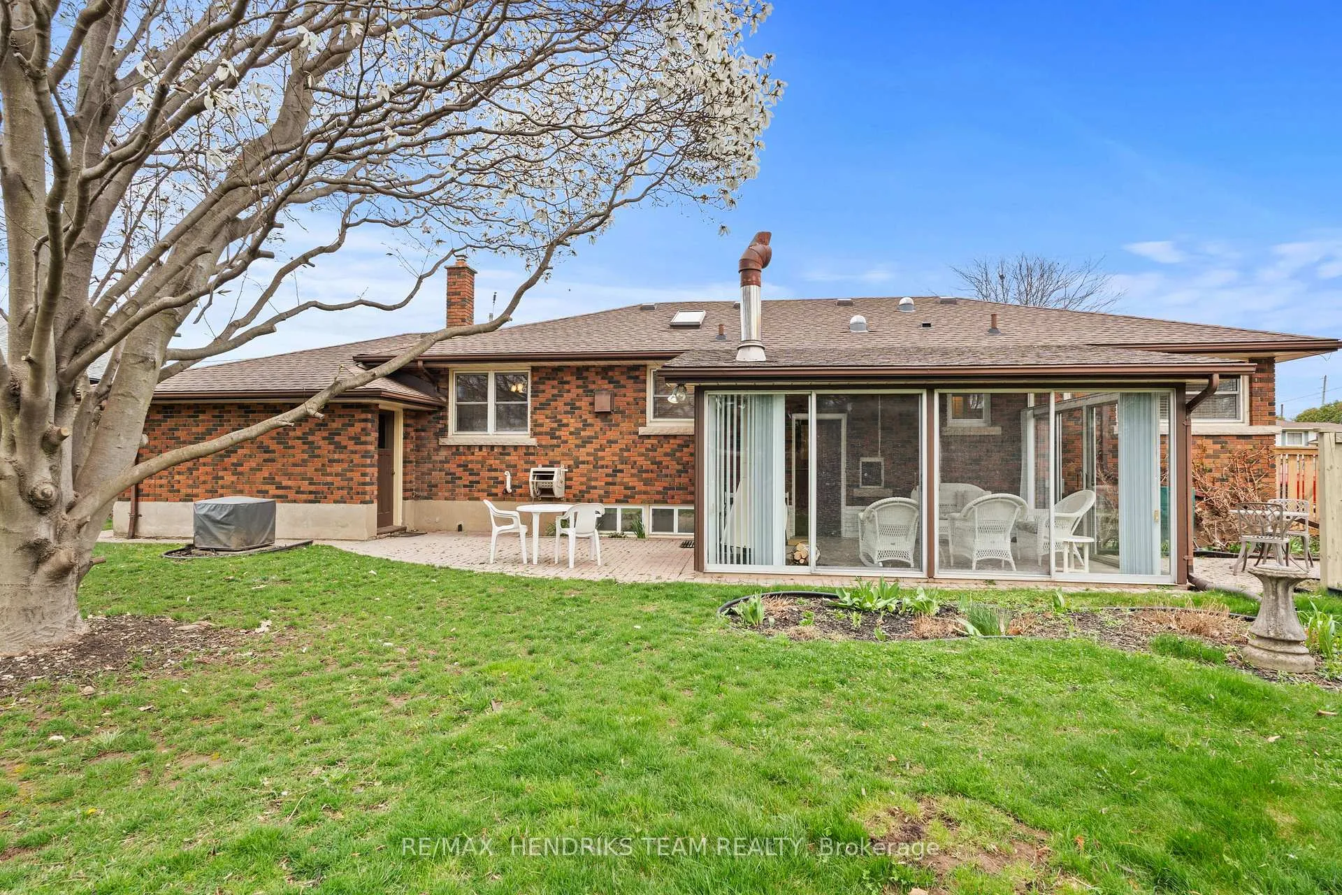 Photo 29 of 11 Kamla Drive, St. Catharines, Vine/Linwell — HOMEH