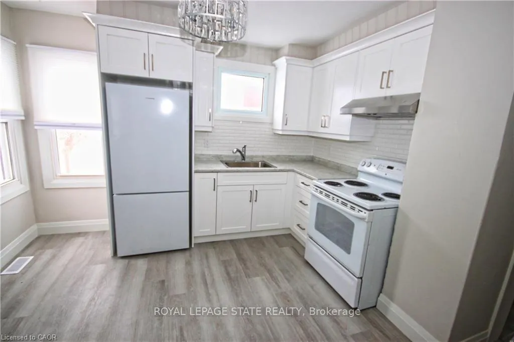 Photo 3 of 1356 Upper Wellington Street, Hamilton, Jerome — HOMEH