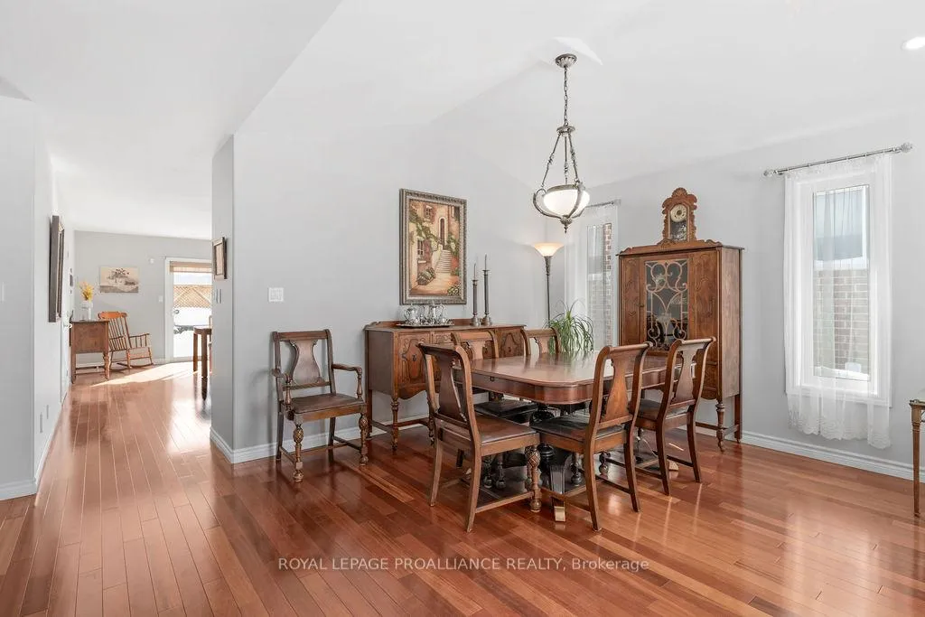 Photo 9 of 5 Simcoe Drive, Belleville, Thurlow Ward — HOMEH