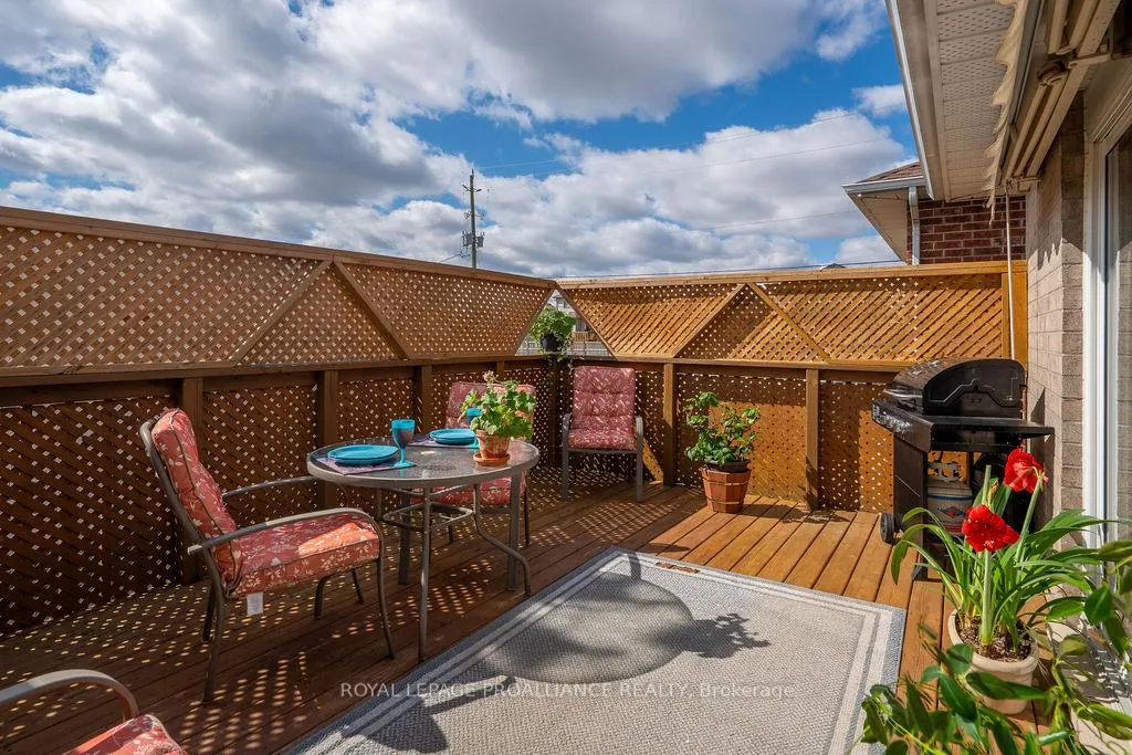 Photo 15 of 5 Simcoe Drive, Belleville, Thurlow Ward — HOMEH
