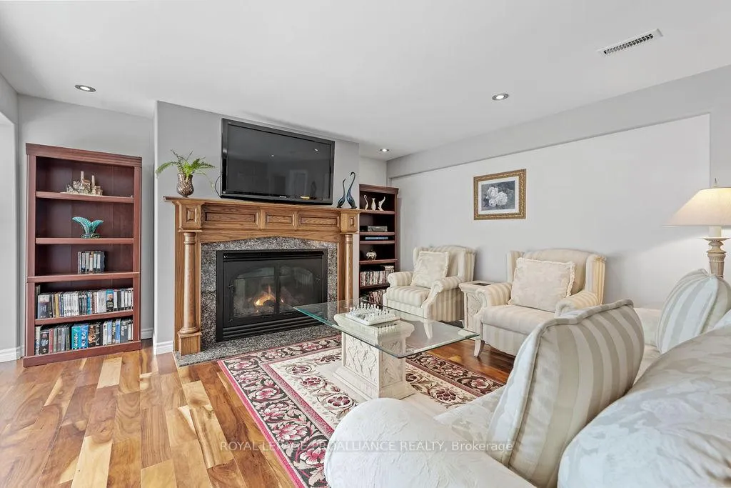 Photo 37 of 5 Simcoe Drive, Belleville, Thurlow Ward — HOMEH