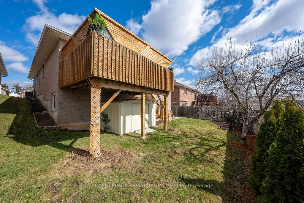 Photo 42 of 5 Simcoe Drive, Belleville, Thurlow Ward — HOMEH