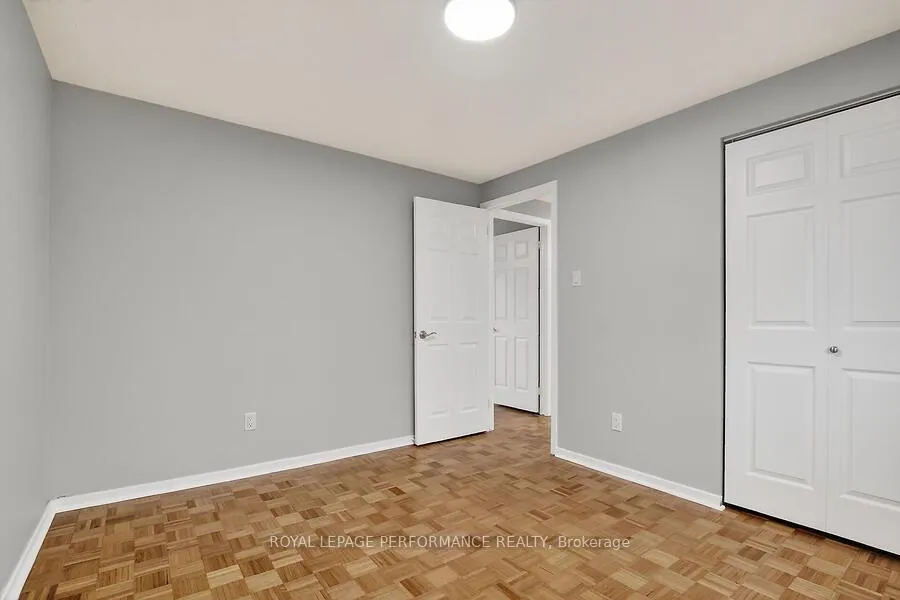 Photo 31 of 20 Coldstream Drive, Ottawa, Munster — HOMEH