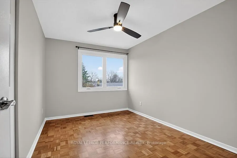 Photo 32 of 20 Coldstream Drive, Ottawa, Munster — HOMEH
