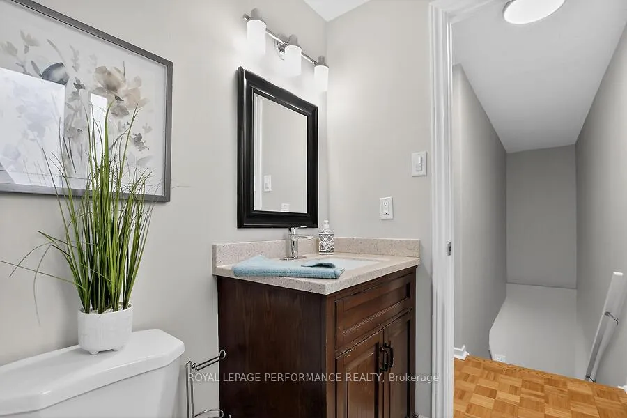 Photo 35 of 20 Coldstream Drive, Ottawa, Munster — HOMEH