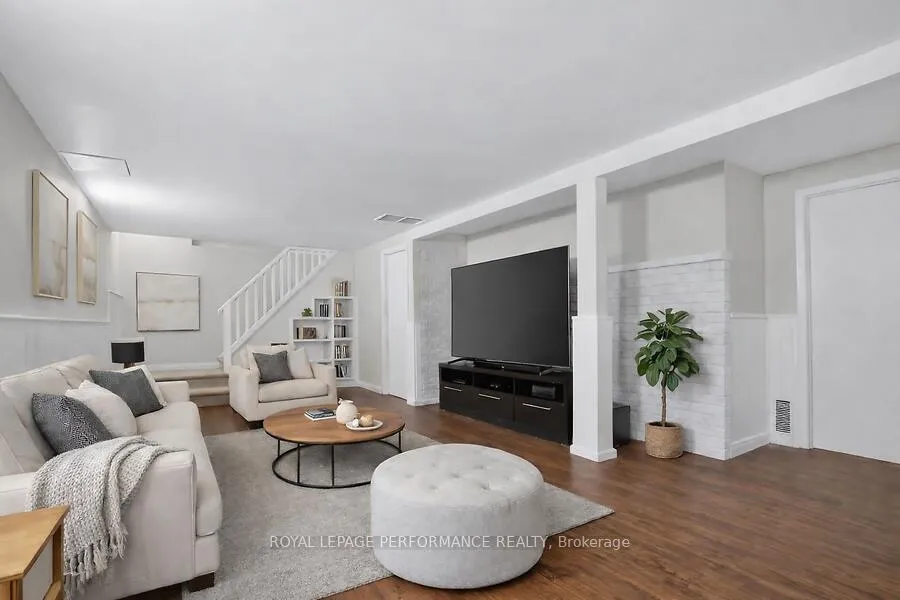 Photo 37 of 20 Coldstream Drive, Ottawa, Munster — HOMEH