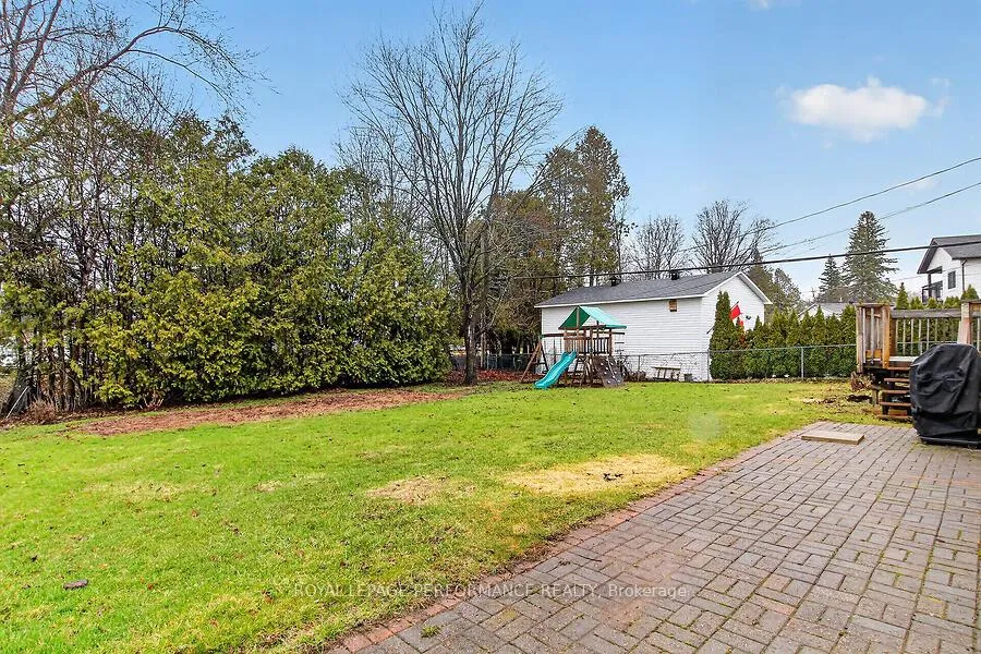 Photo 41 of 20 Coldstream Drive, Ottawa, Munster — HOMEH