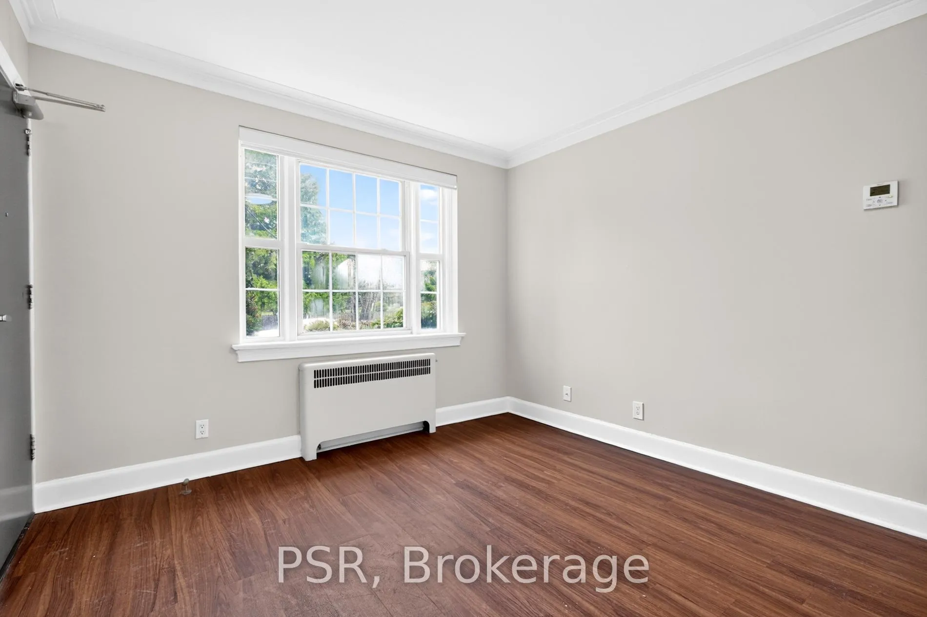 Photo 4 of Unit L21, 1325 Bayview Avenue, Toronto, Leaside — HOMEH