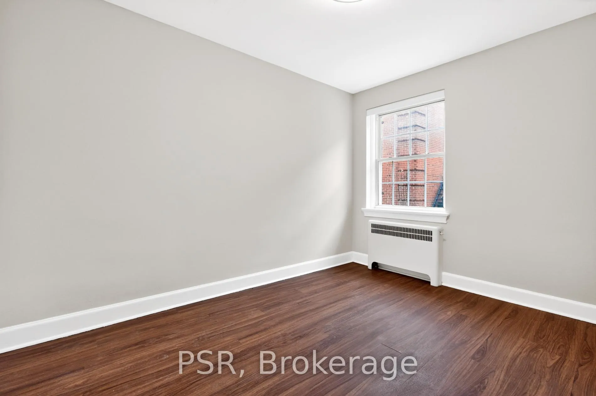 Photo 17 of Unit L21, 1325 Bayview Avenue, Toronto, Leaside — HOMEH