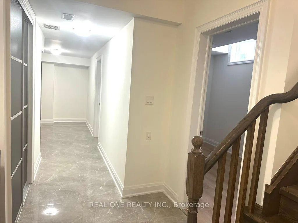 Photo 4 of Unit Basement, 58 Rakewood Crescent, Scarborough, L'Amoreaux — HOMEH
