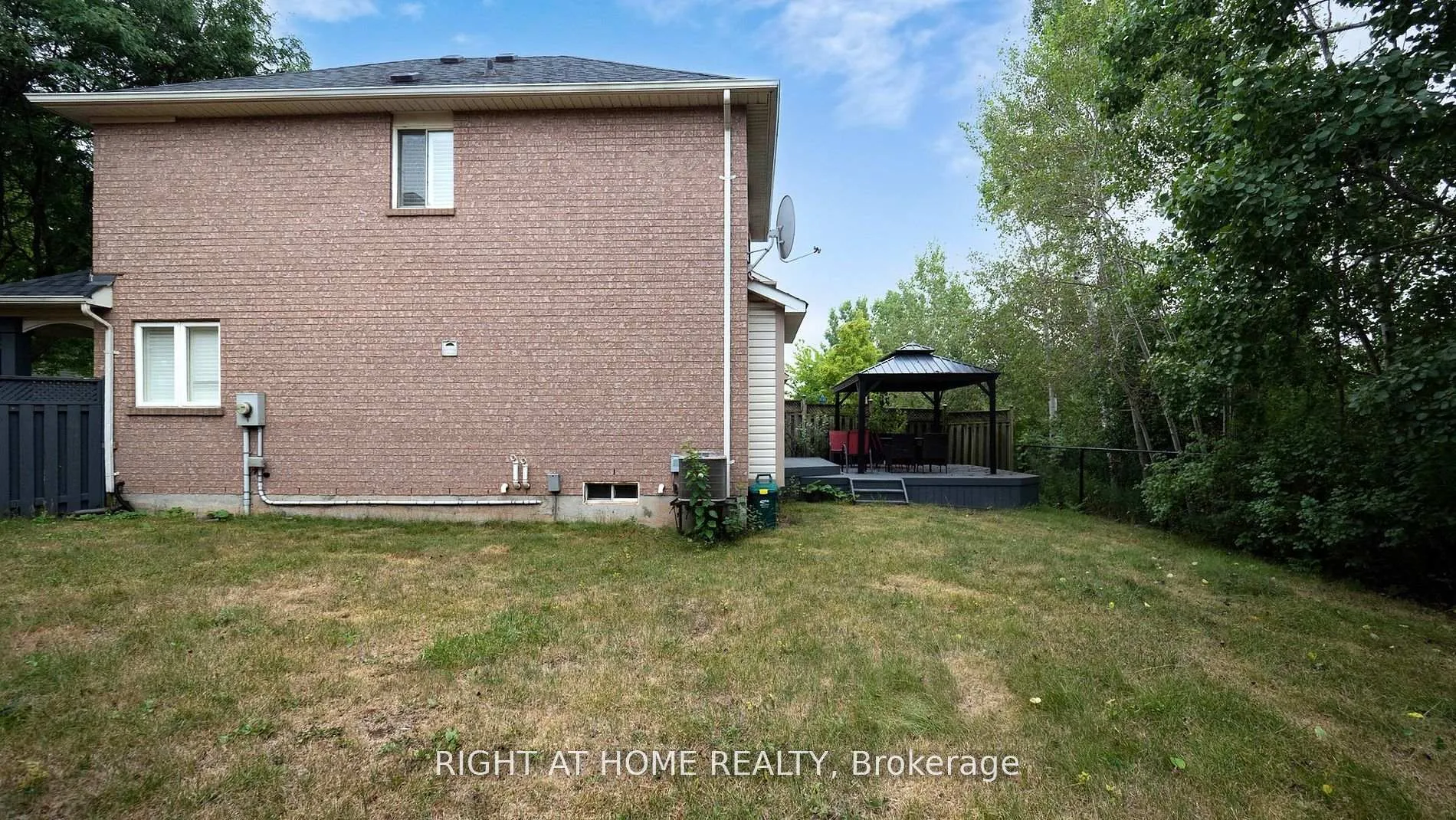 Photo 6 of 5160 Ravine Crescent, Burlington, Orchard — HOMEH