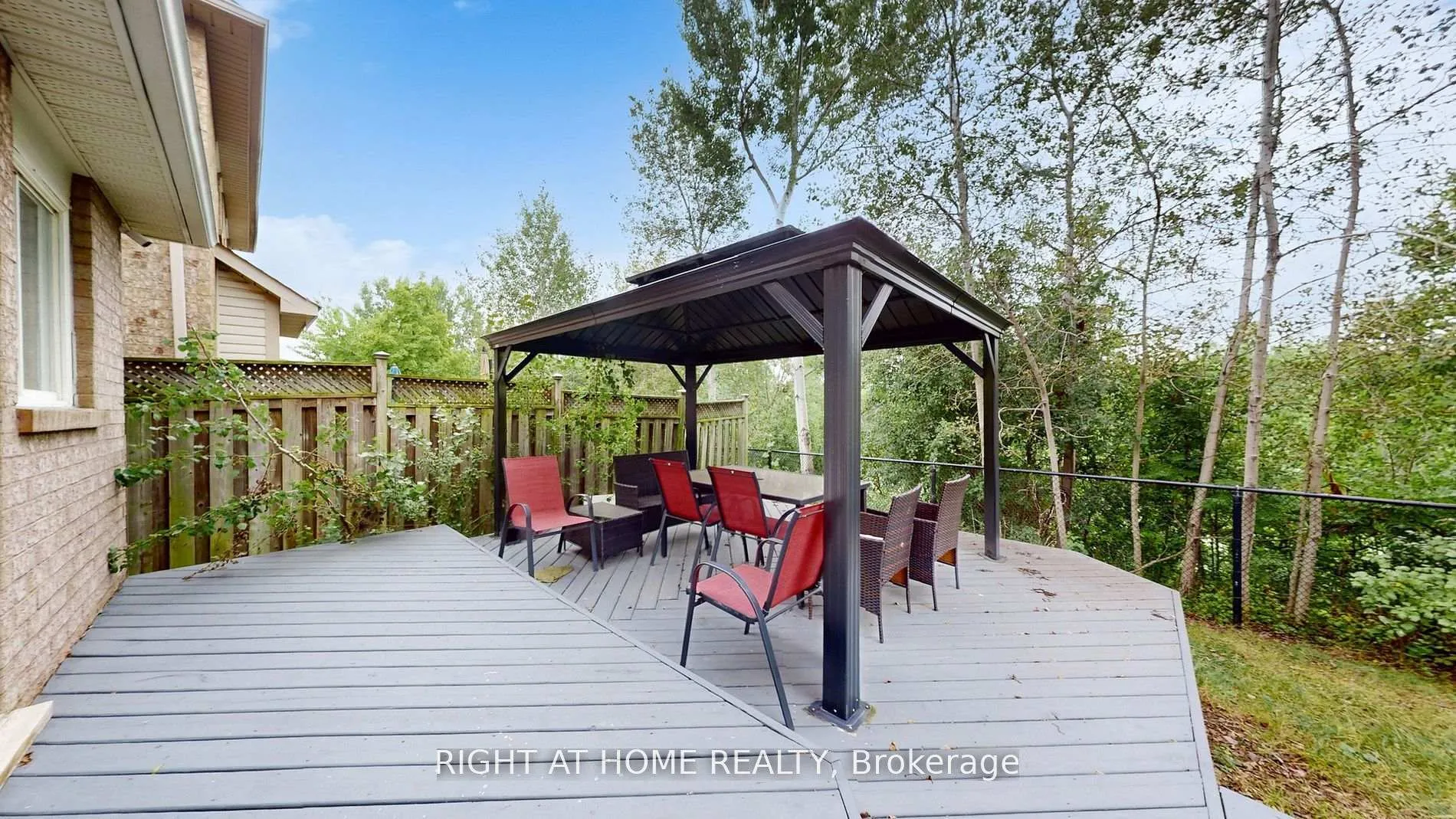Photo 8 of 5160 Ravine Crescent, Burlington, Orchard — HOMEH