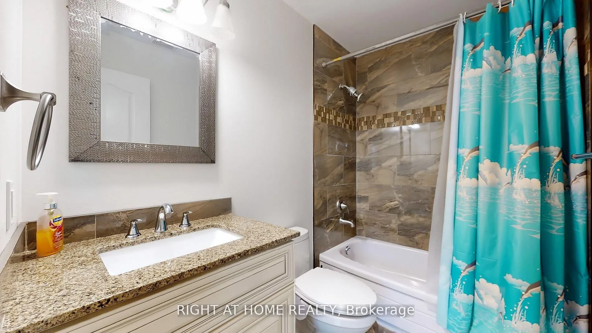 Photo 17 of 5160 Ravine Crescent, Burlington, Orchard — HOMEH