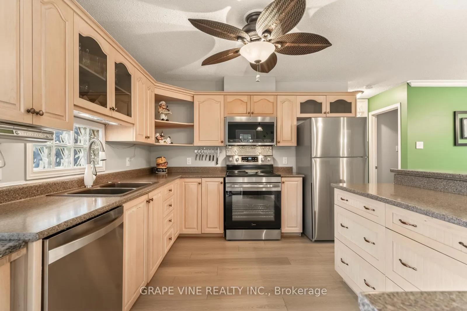 Photo 12 of 119 Sierra Woods Drive, Ottawa, Huntley Ward (South West) — HOMEH