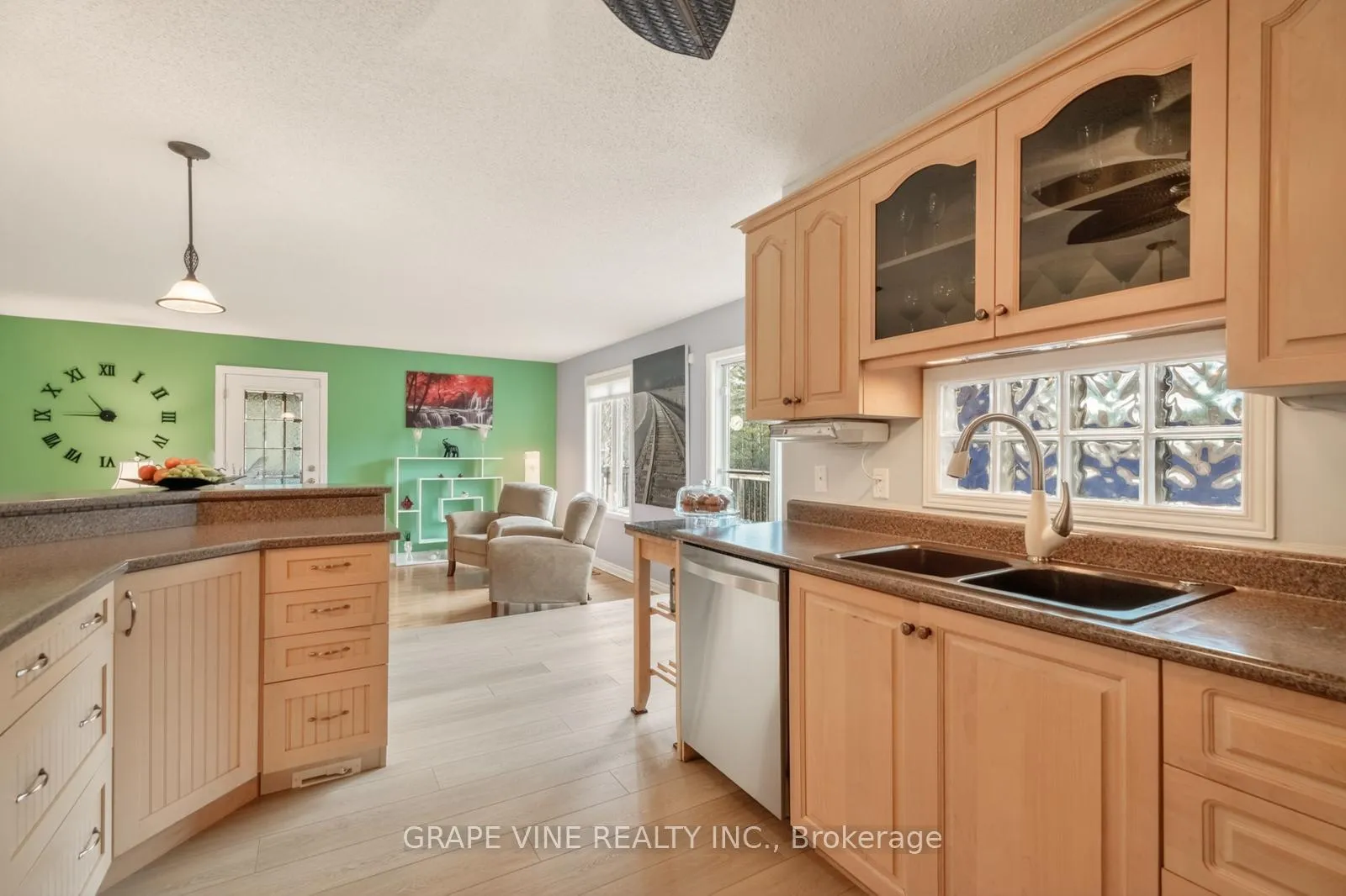 Photo 13 of 119 Sierra Woods Drive, Ottawa, Huntley Ward (South West) — HOMEH