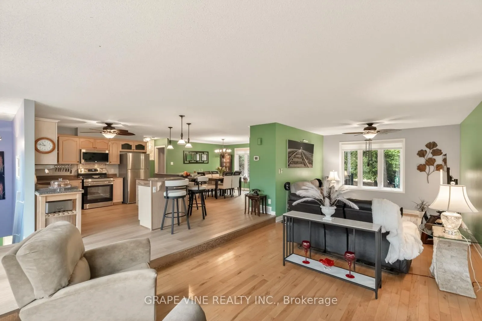 Photo 22 of 119 Sierra Woods Drive, Ottawa, Huntley Ward (South West) — HOMEH