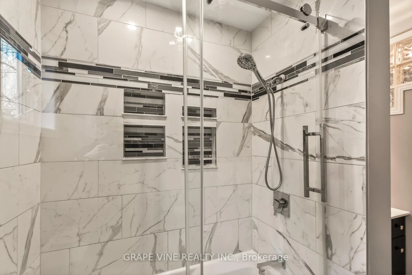 Photo 27 of 119 Sierra Woods Drive, Ottawa, Huntley Ward (South West) — HOMEH