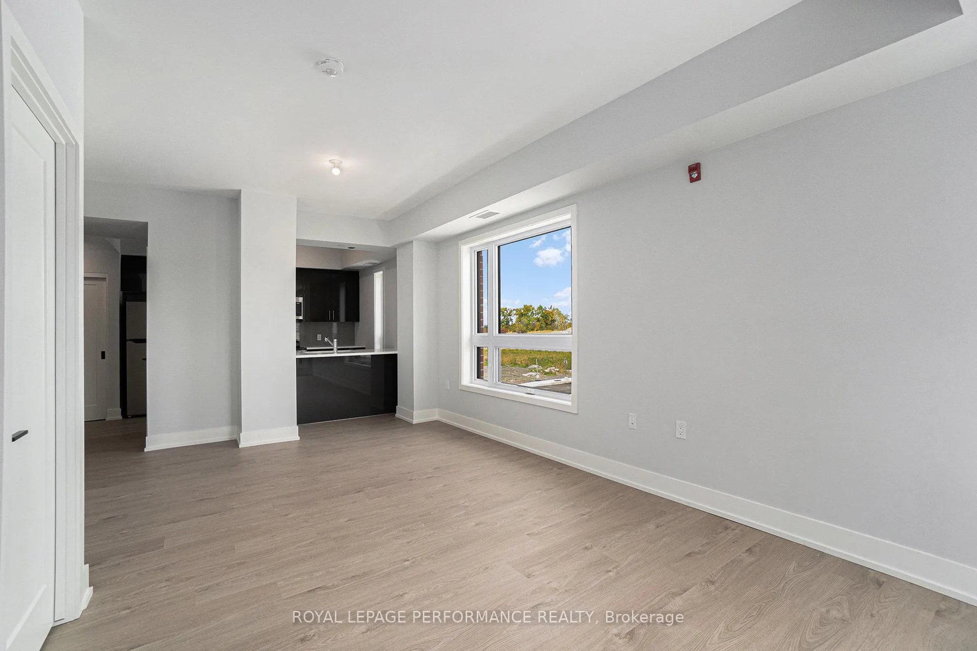 Photo 4 of 397 Codd's Road, Ottawa, CFB Rockcliffe and Area — HOMEH