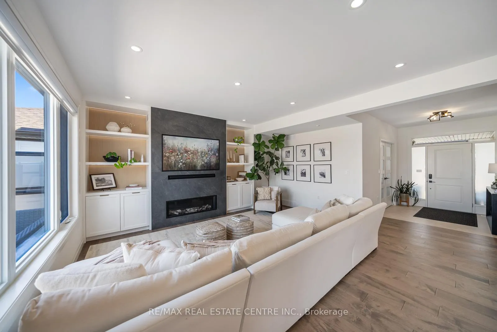 Photo 8 of 70 Rea Drive, Centre Wellington, Fergus — HOMEH