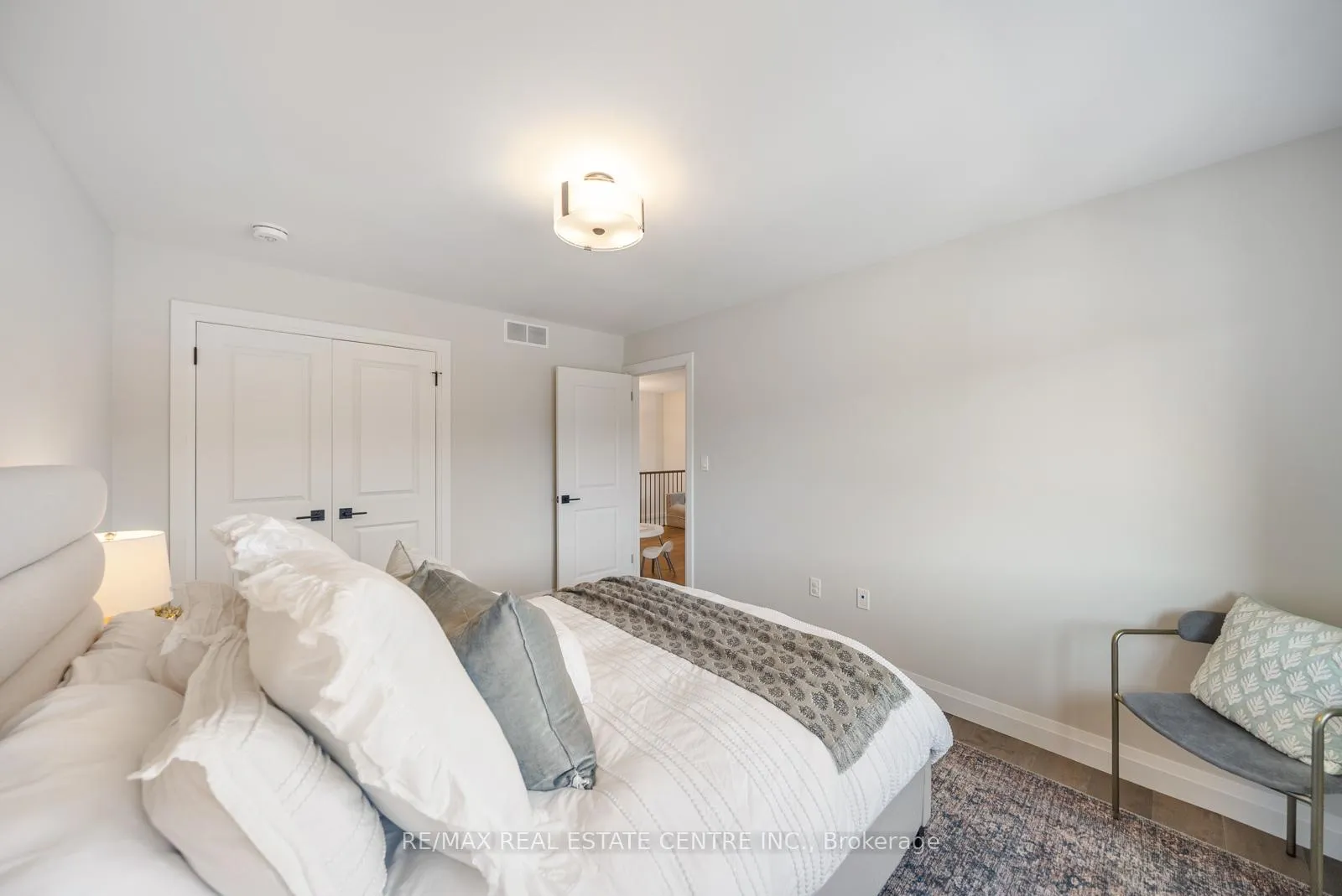 Photo 33 of 70 Rea Drive, Centre Wellington, Fergus — HOMEH
