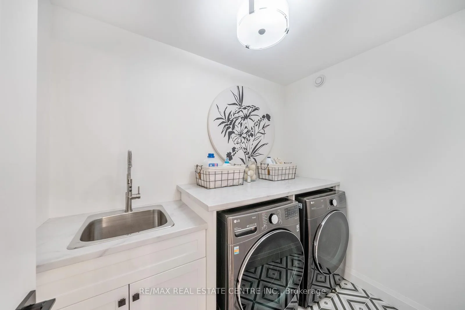 Photo 36 of 70 Rea Drive, Centre Wellington, Fergus — HOMEH