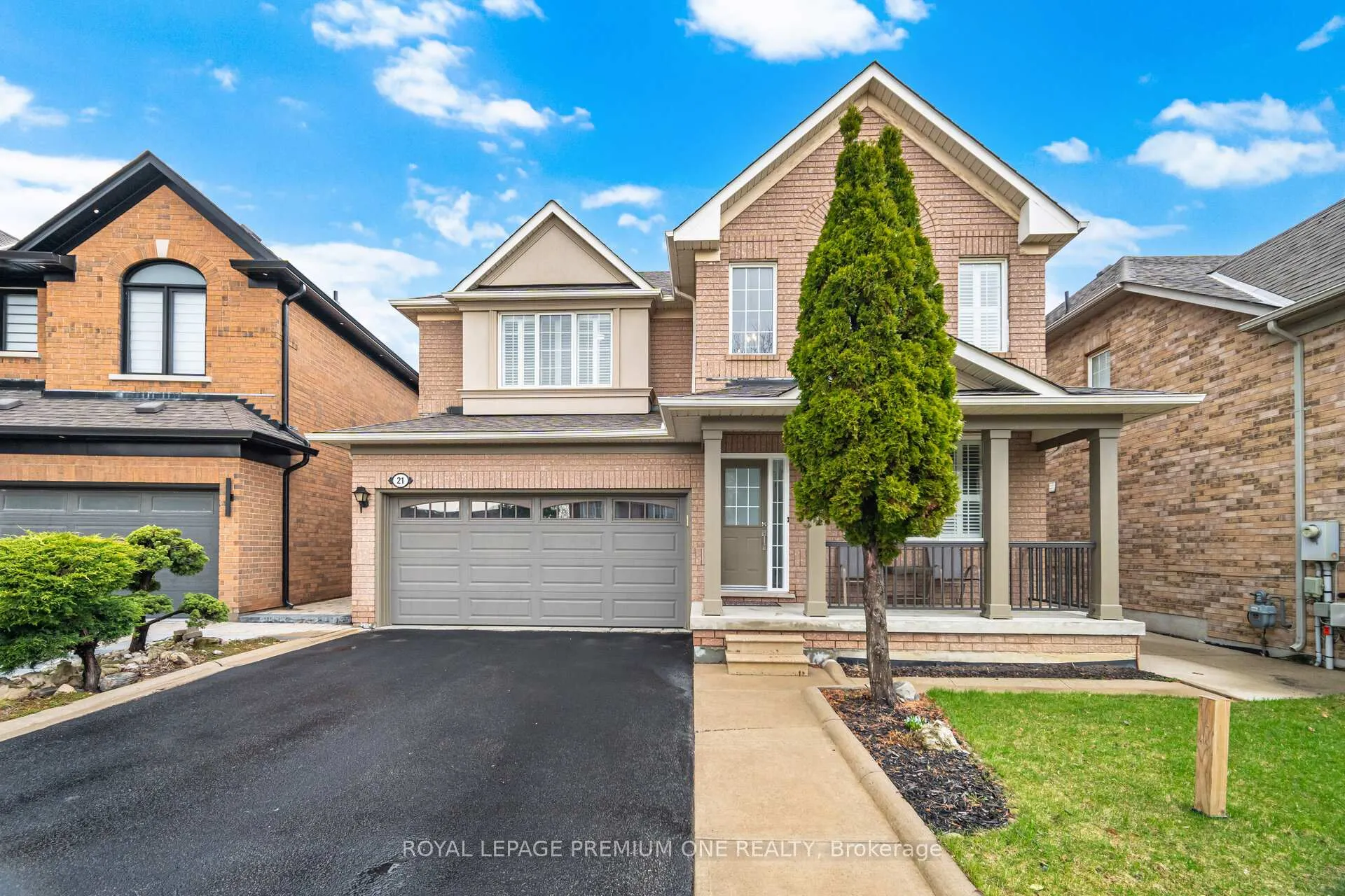 Photo 2 of 21 Ocean Avenue, Vaughan, Vellore Village — HOMEH