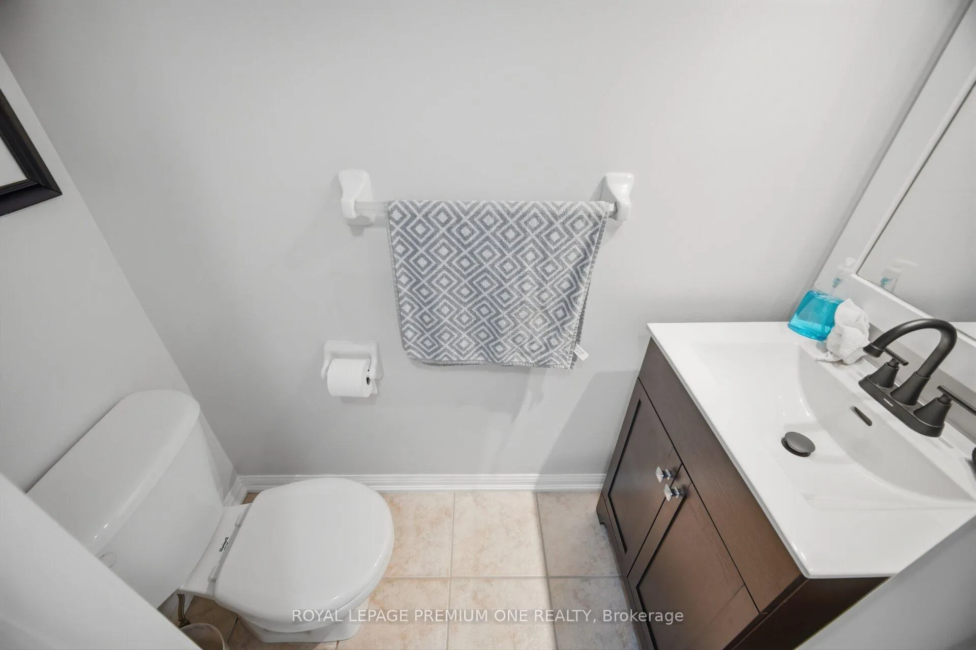 Photo 23 of 21 Ocean Avenue, Vaughan, Vellore Village — HOMEH