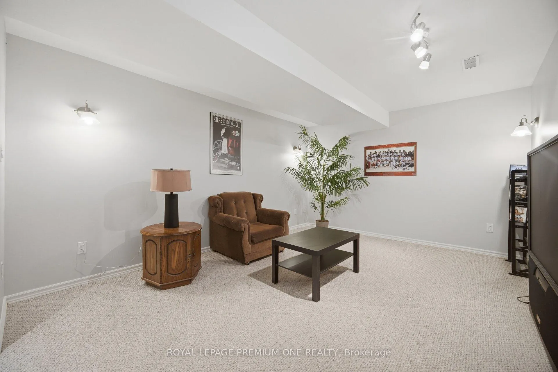 Photo 43 of 21 Ocean Avenue, Vaughan, Vellore Village — HOMEH