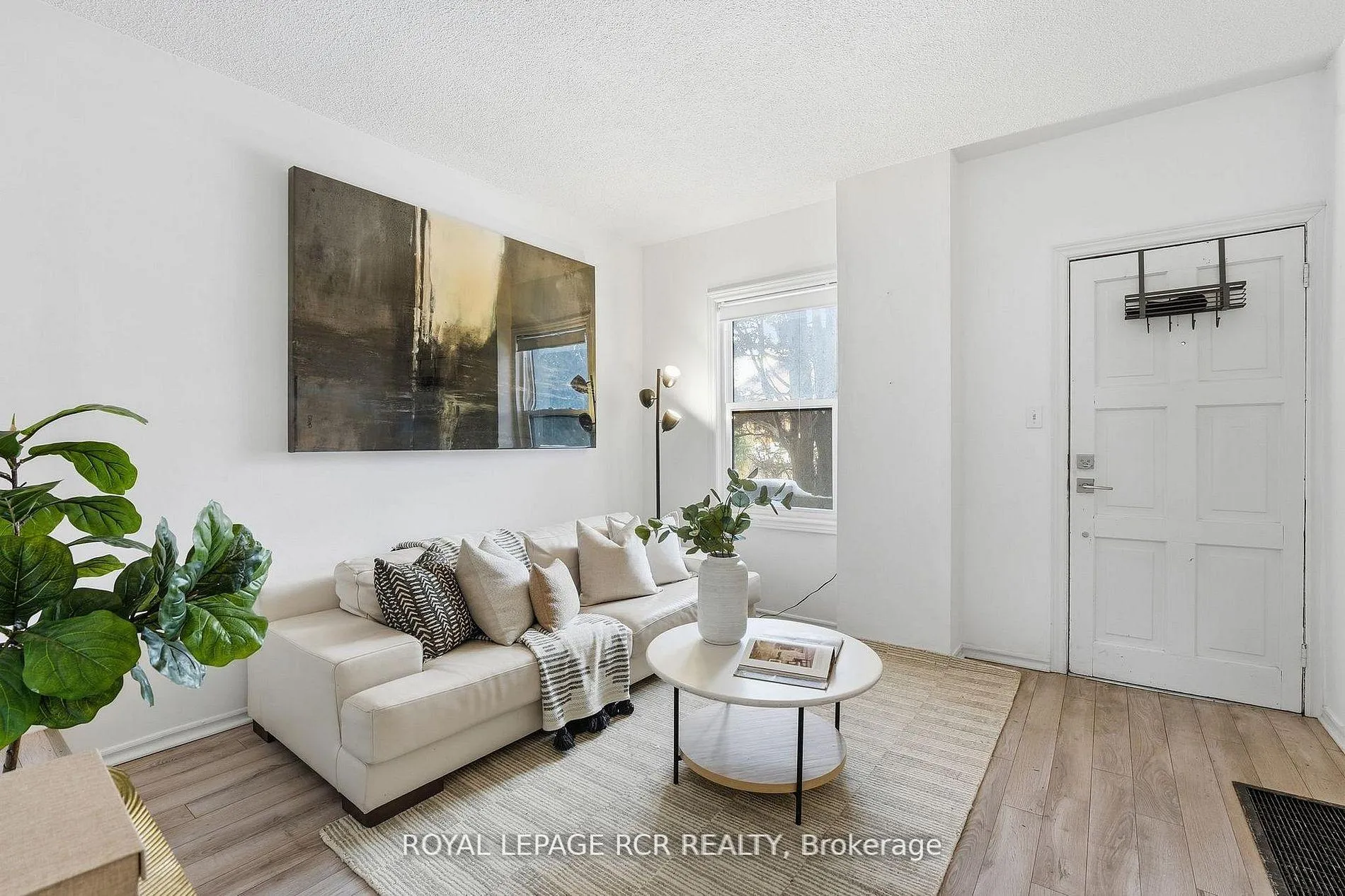 Photo 6 of 257 Rhodes Avenue, Toronto, Greenwood-Coxwell — HOMEH