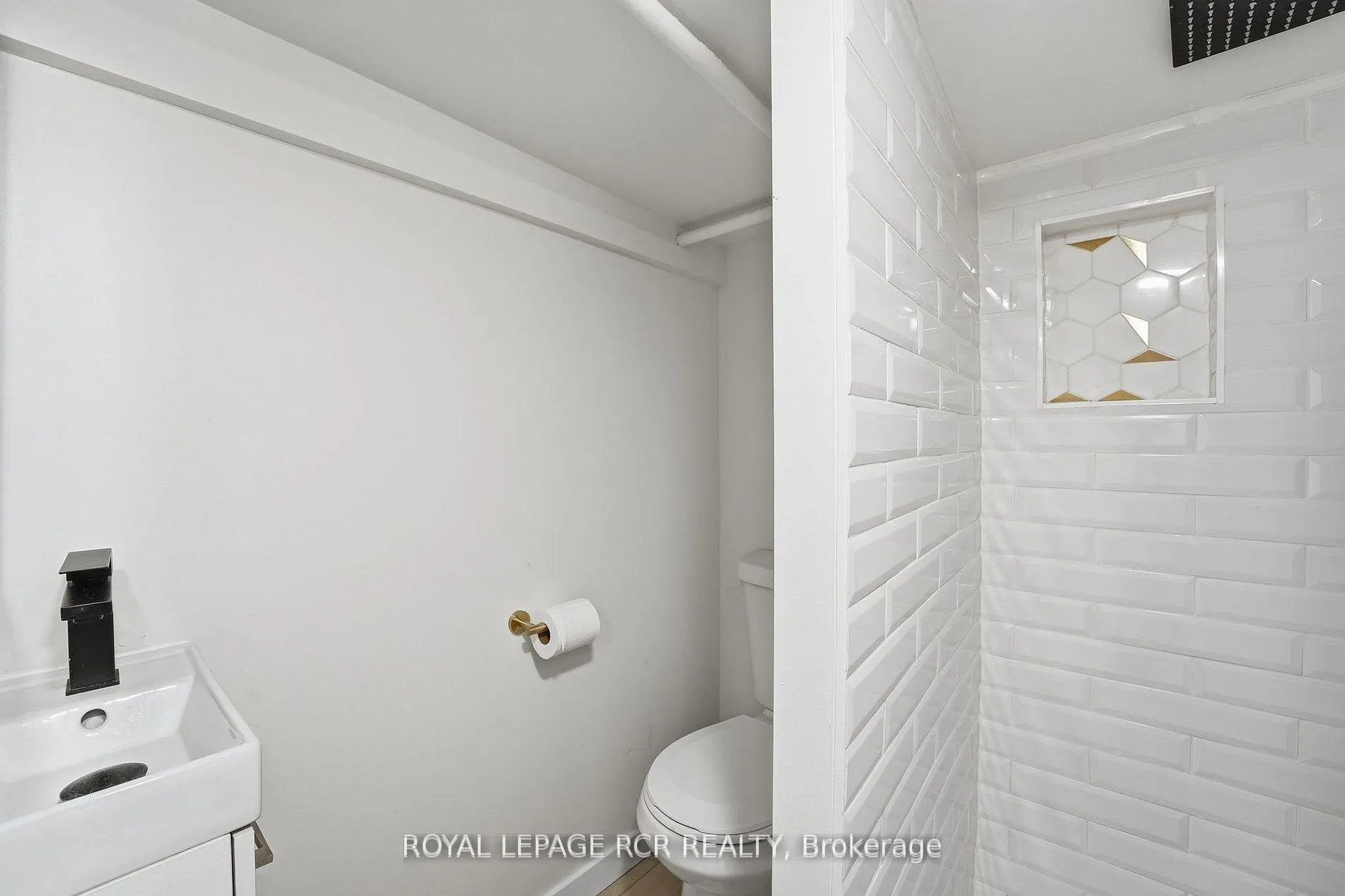 Photo 23 of 257 Rhodes Avenue, Toronto, Greenwood-Coxwell — HOMEH