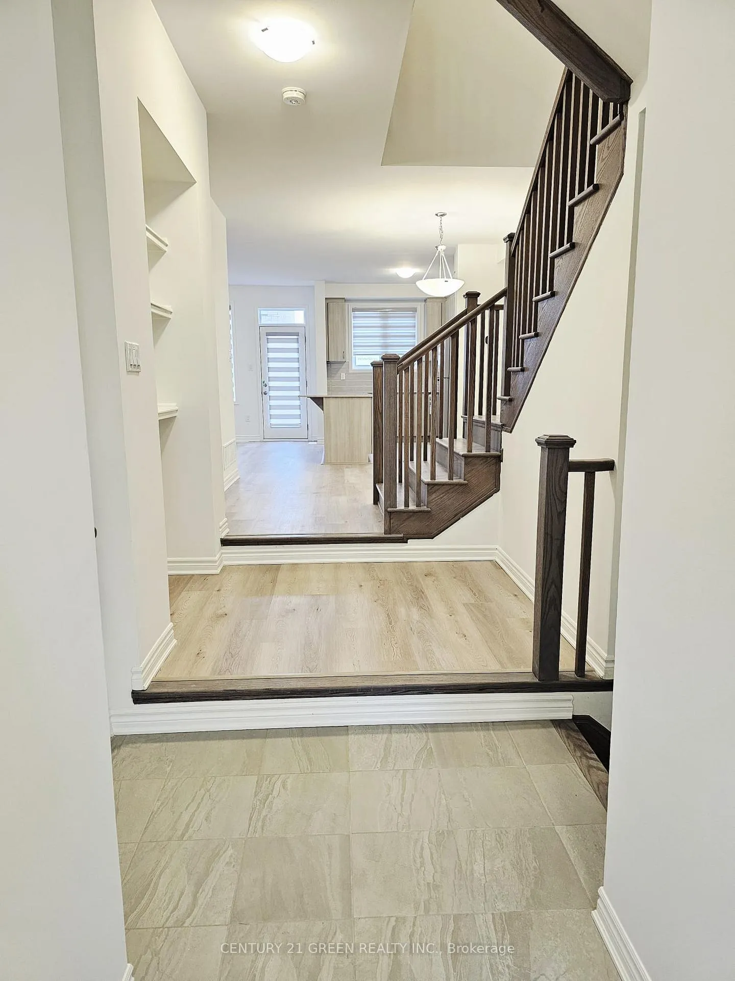 Photo 2 of 1346 Hearns Place, Milton, Bowes — HOMEH