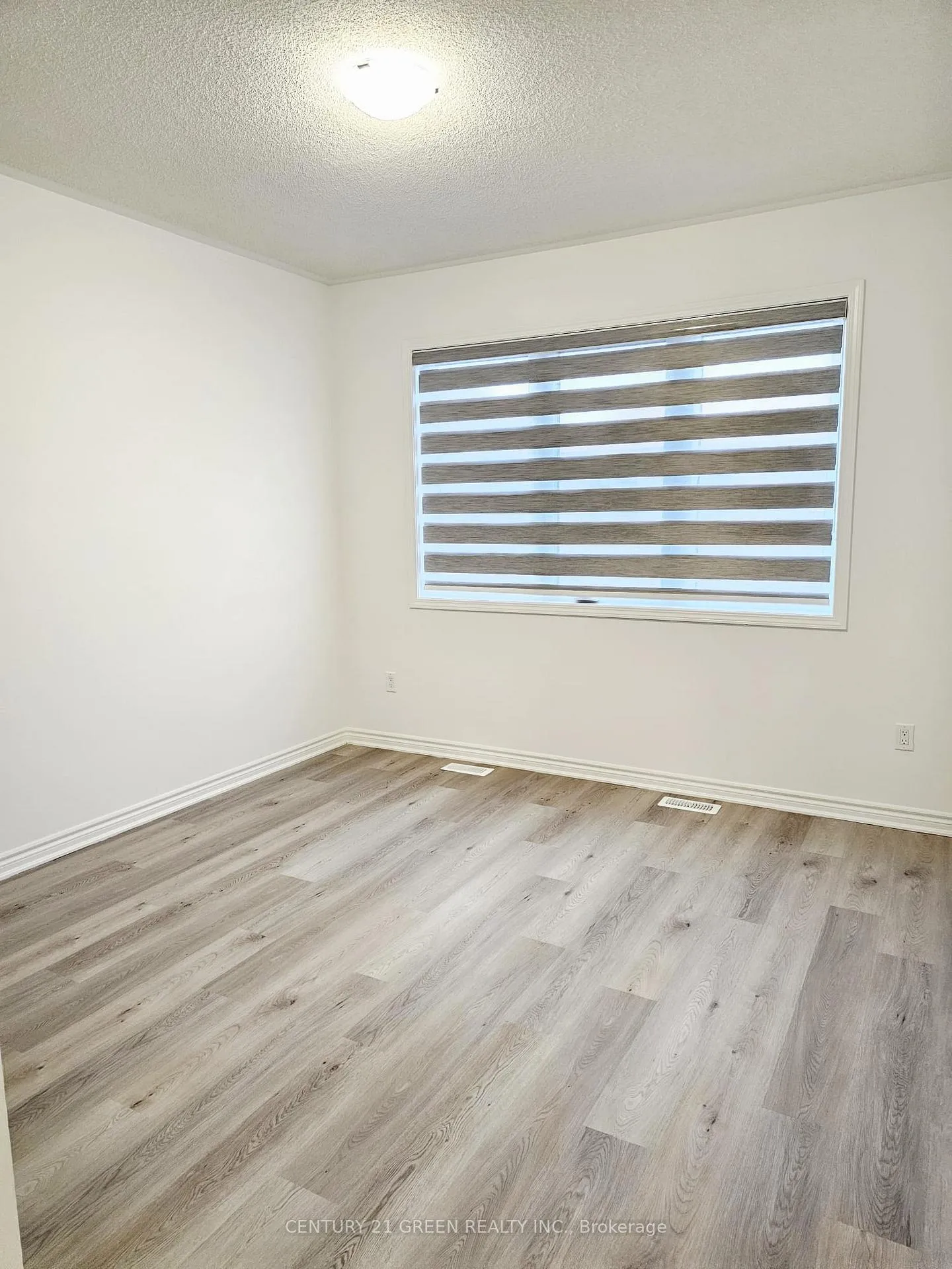 Photo 11 of 1346 Hearns Place, Milton, Bowes — HOMEH