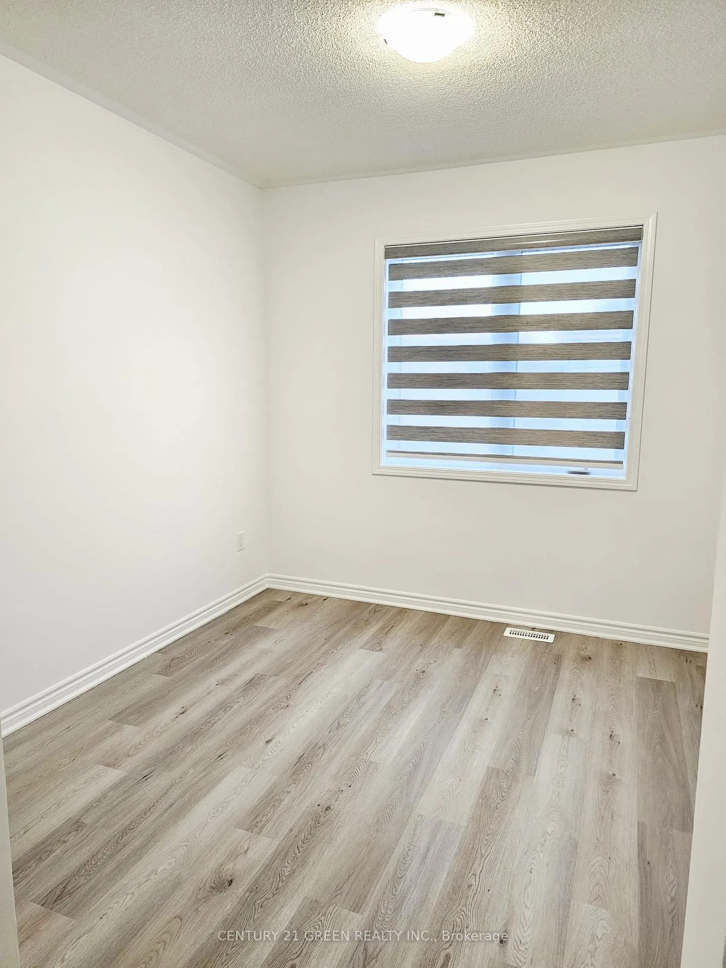 Photo 14 of 1346 Hearns Place, Milton, Bowes — HOMEH