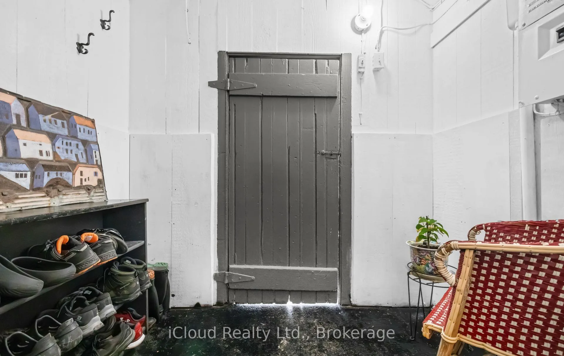 Photo 4 of Unit EHS, 715432 1st Line, Mono, Rural Mono — HOMEH