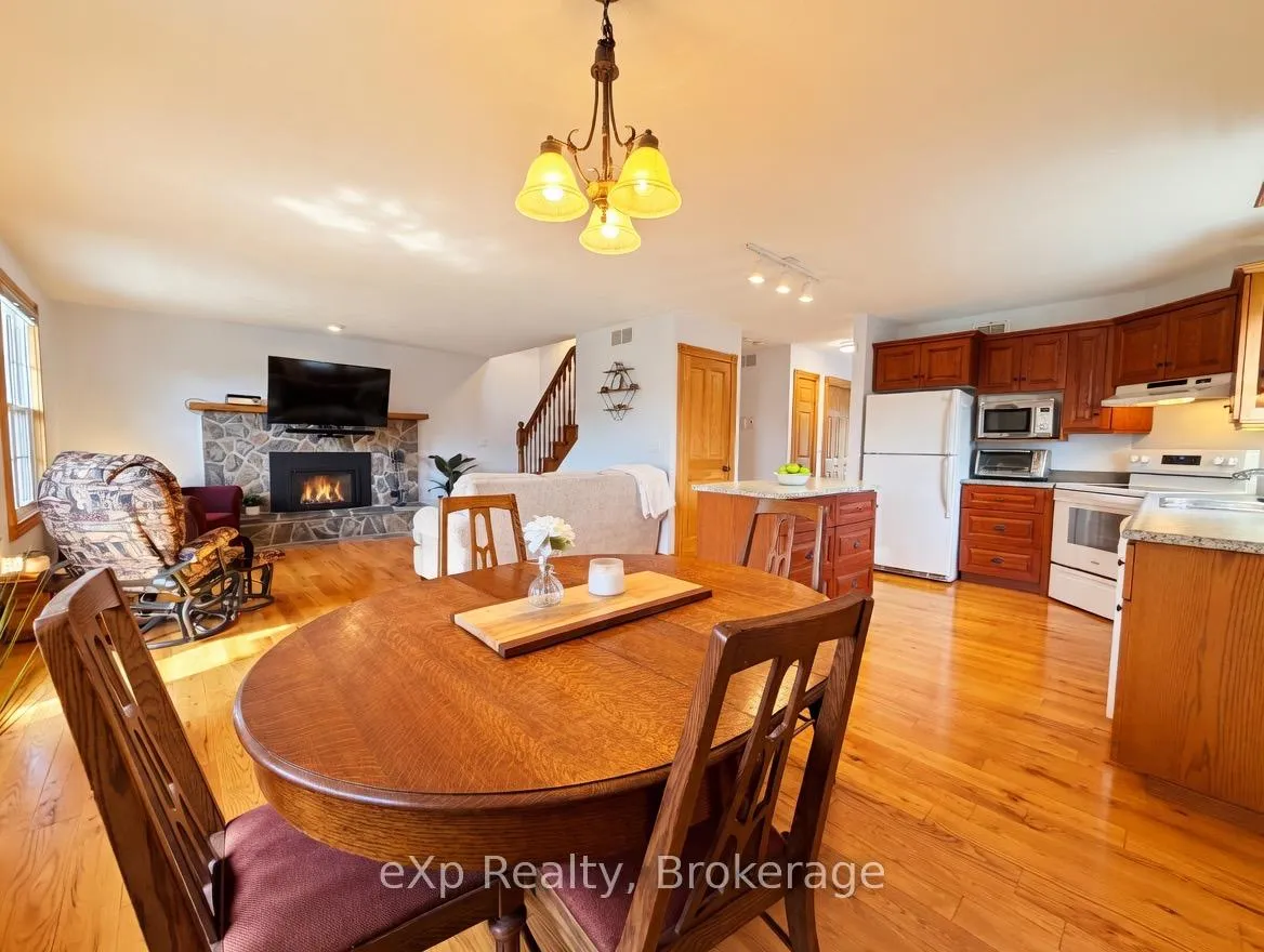 Photo 6 of 705 Victoria Road, Huron-Kinloss — HOMEH