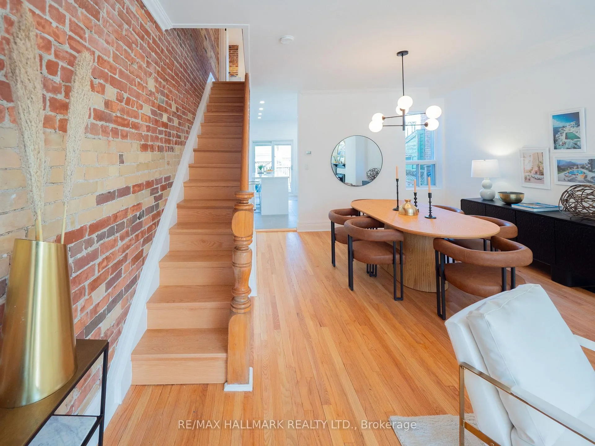 Photo 24 of 26 Sparkhall Avenue, Toronto, North Riverdale — HOMEH