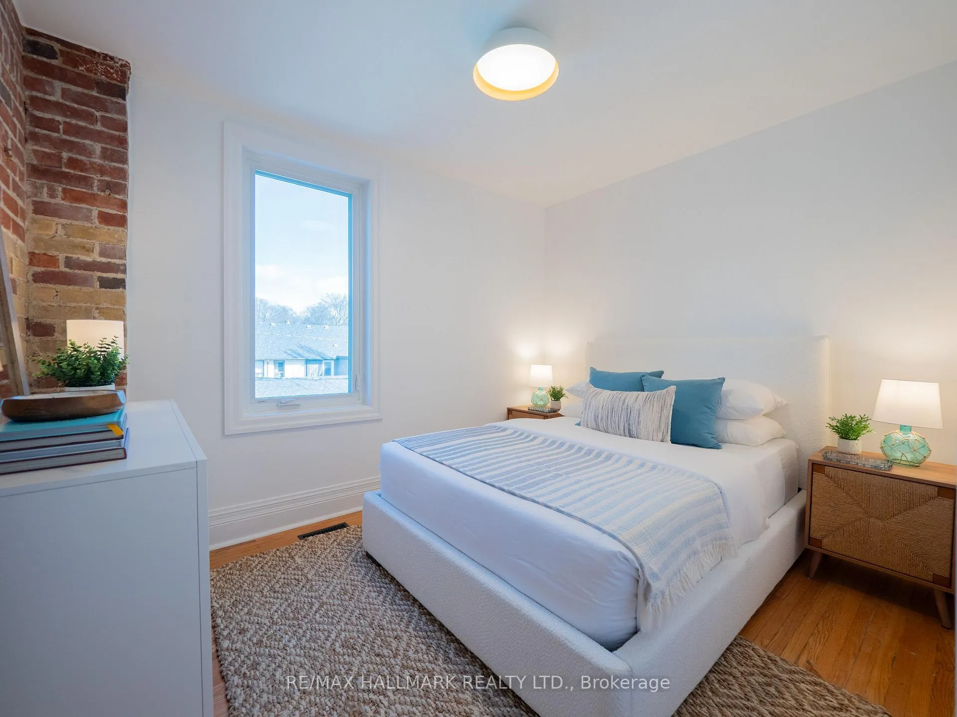 Photo 27 of 26 Sparkhall Avenue, Toronto, North Riverdale — HOMEH