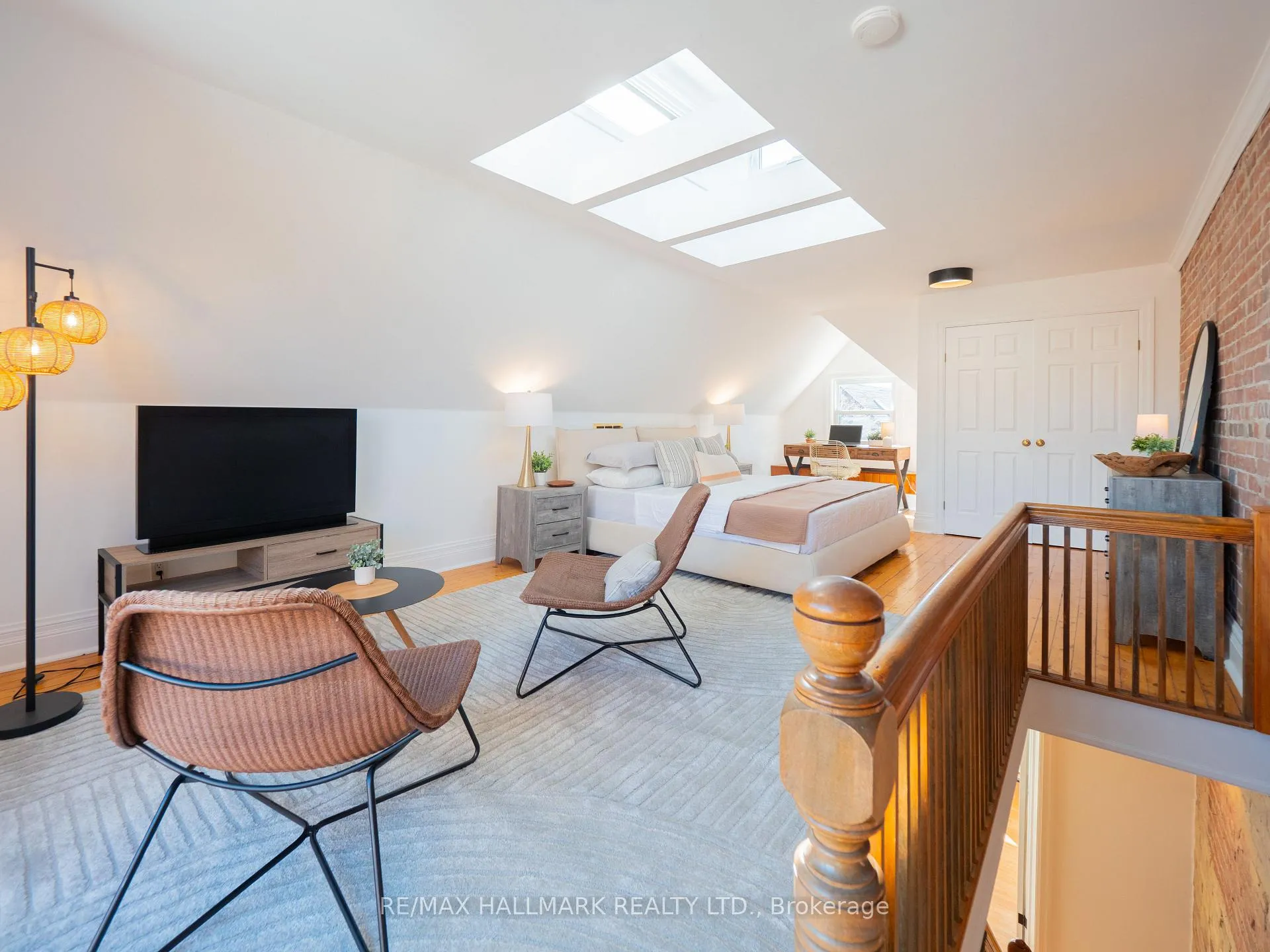 Photo 35 of 26 Sparkhall Avenue, Toronto, North Riverdale — HOMEH