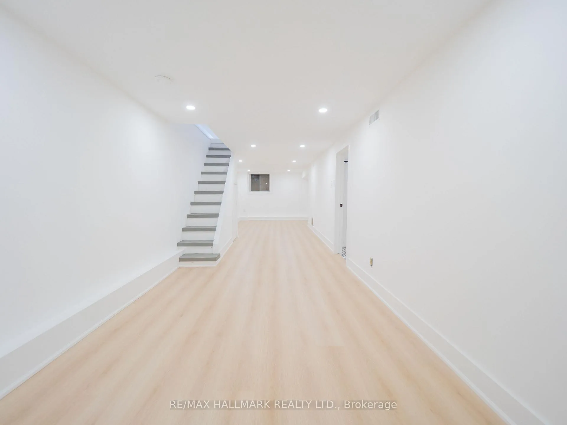 Photo 43 of 26 Sparkhall Avenue, Toronto, North Riverdale — HOMEH