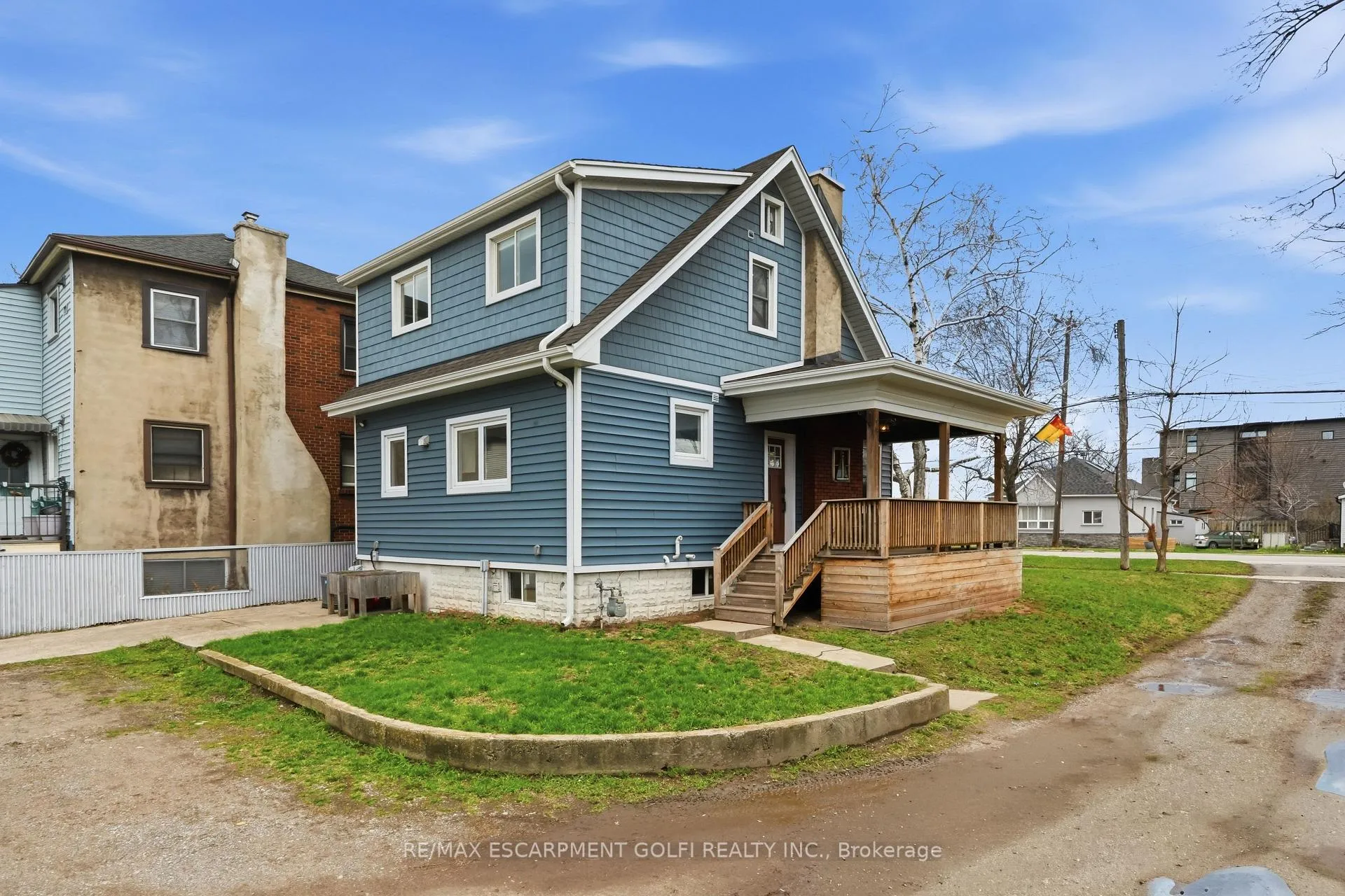 Photo 4 of 838 Beach Boulevard, Hamilton, Hamilton Beach — HOMEH