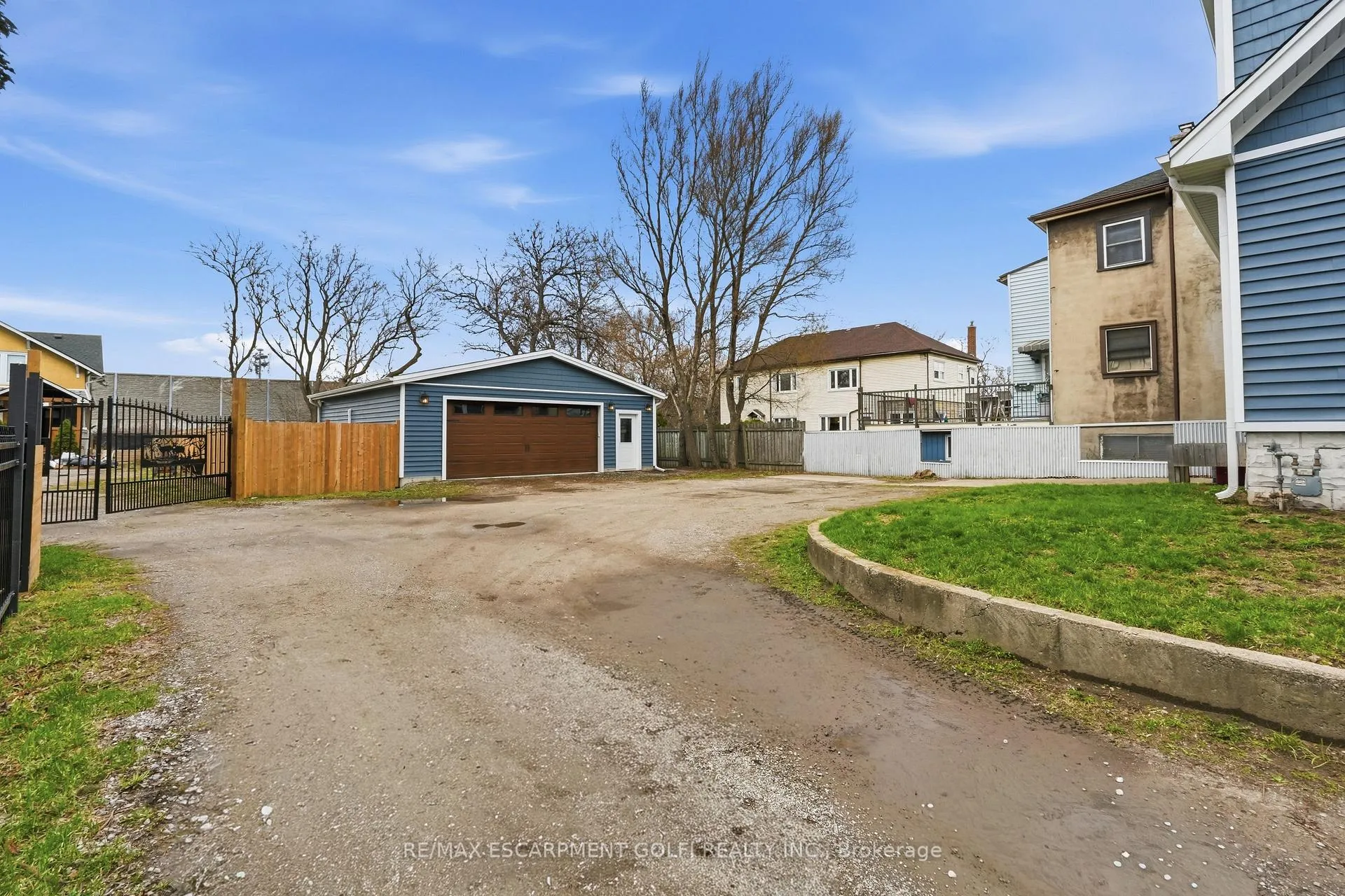 Photo 5 of 838 Beach Boulevard, Hamilton, Hamilton Beach — HOMEH