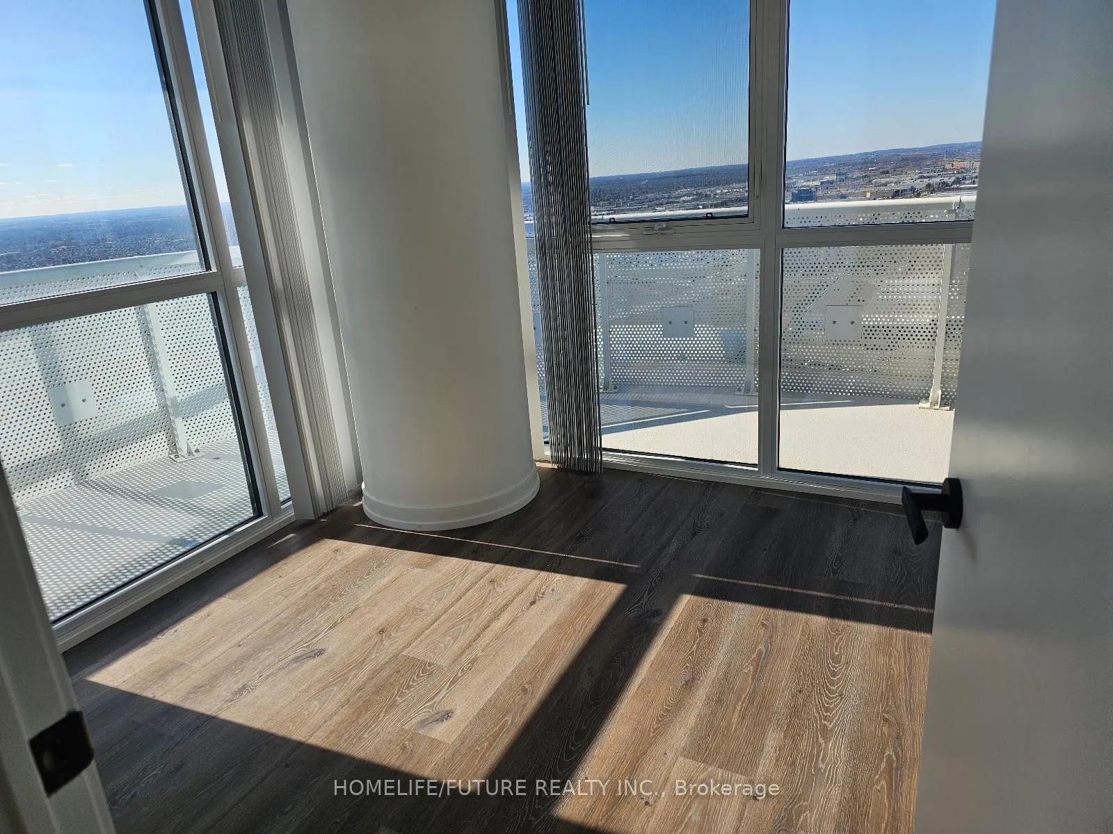 Photo 11 of Unit 3009, 225 Commerce Street, Vaughan, Vaughan Corporate Centre — HOMEH