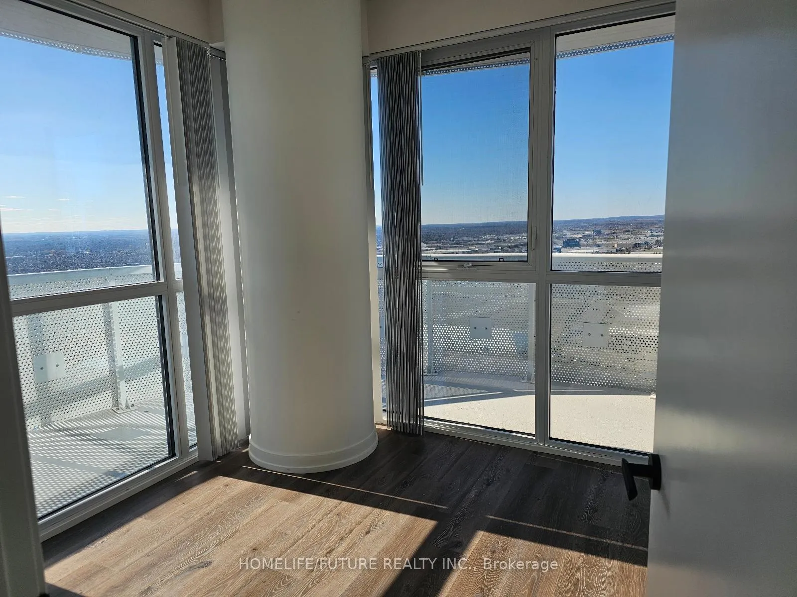 Photo 12 of Unit 3009, 225 Commerce Street, Vaughan, Vaughan Corporate Centre — HOMEH
