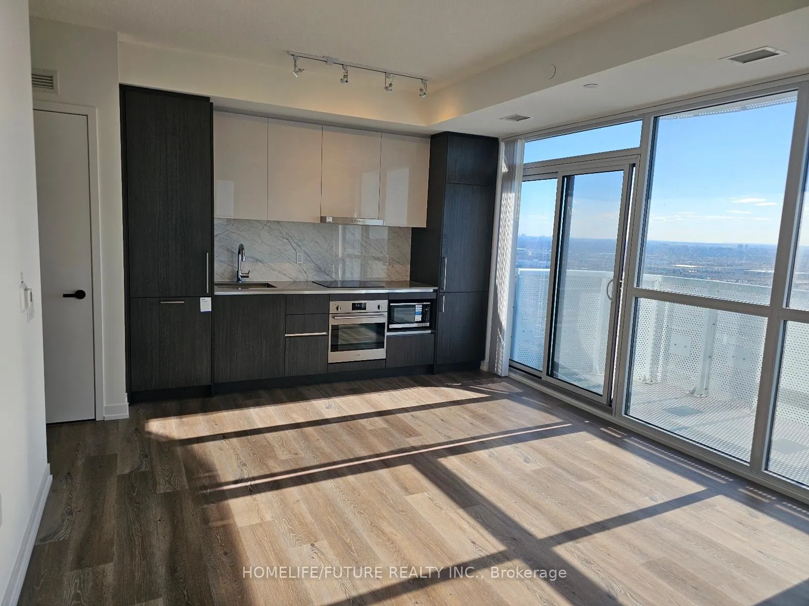 Photo 13 of Unit 3009, 225 Commerce Street, Vaughan, Vaughan Corporate Centre — HOMEH