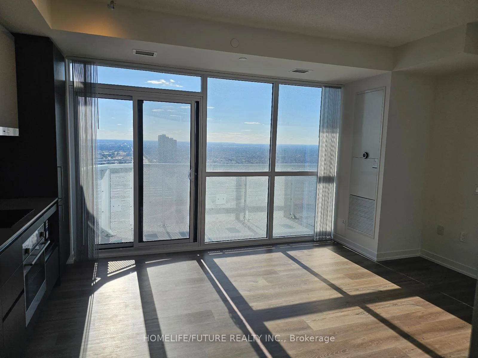 Photo 15 of Unit 3009, 225 Commerce Street, Vaughan, Vaughan Corporate Centre — HOMEH