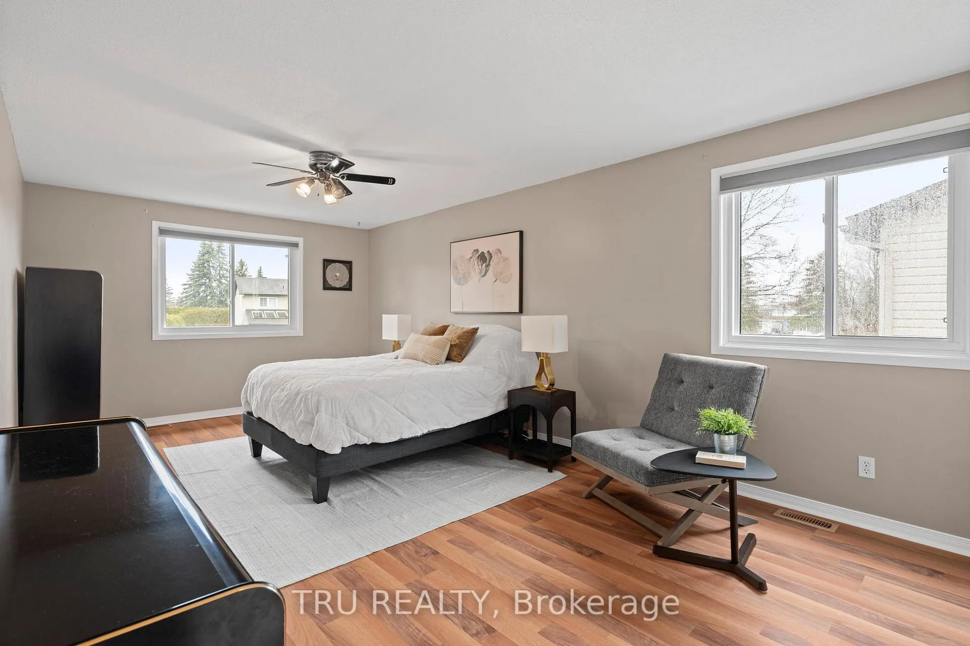 Photo 24 of 256 Hoylake Crescent, Ottawa, Bilberry Creek/Queenswood Heights — HOMEH
