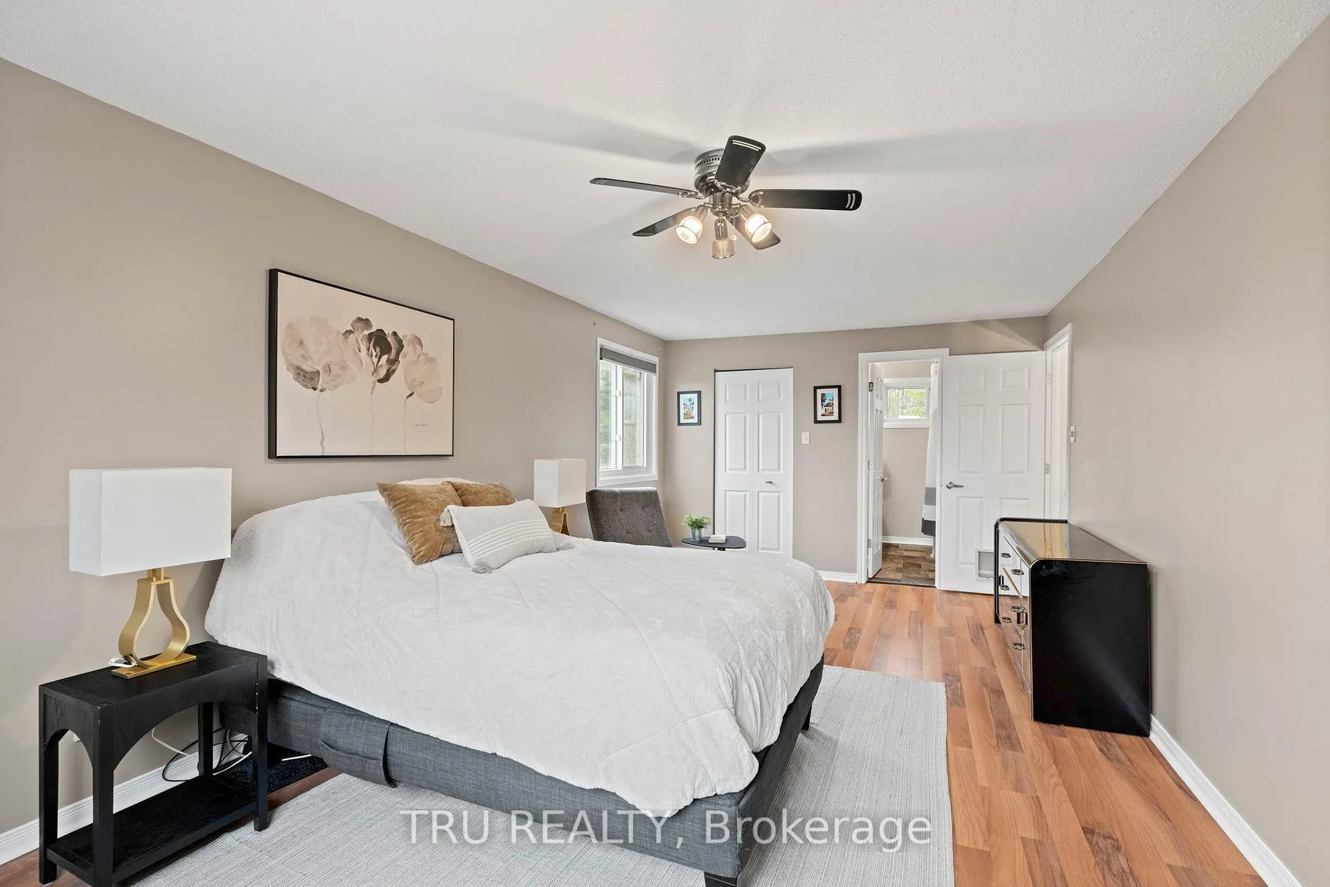 Photo 26 of 256 Hoylake Crescent, Ottawa, Bilberry Creek/Queenswood Heights — HOMEH