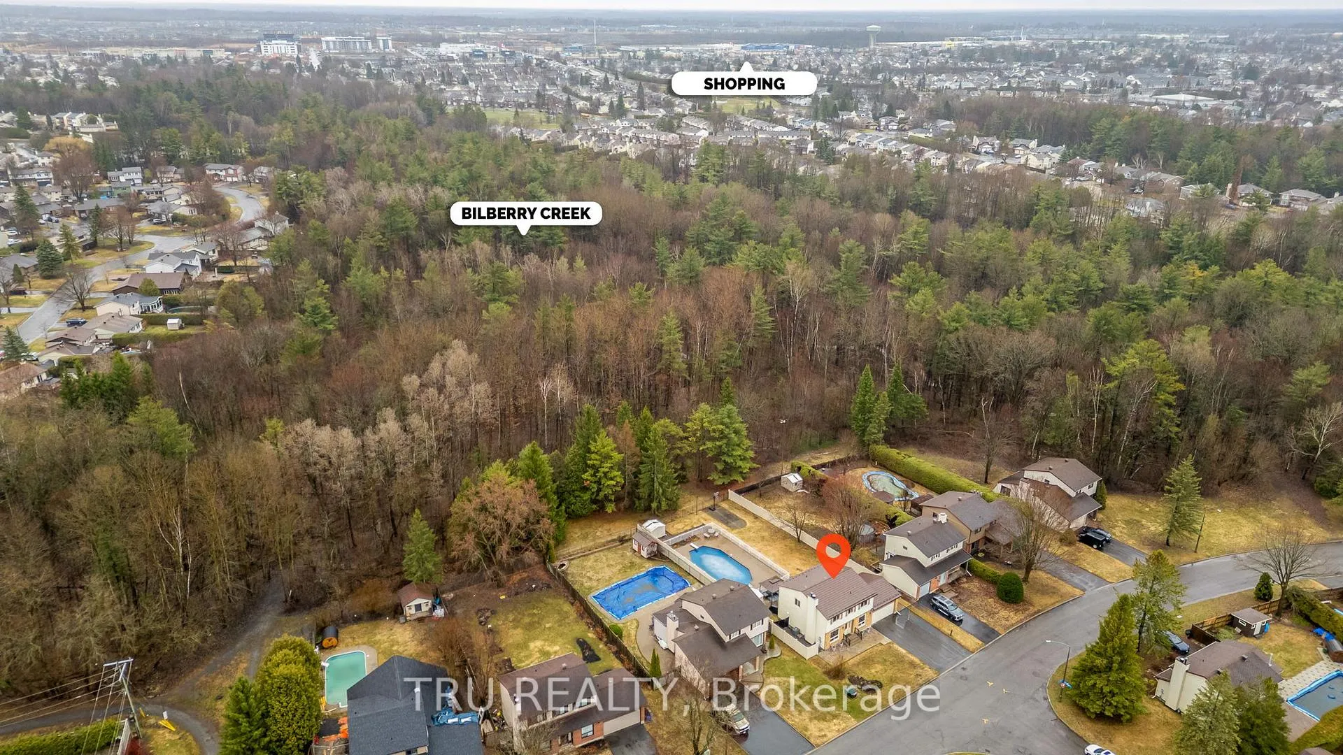 Photo 43 of 256 Hoylake Crescent, Ottawa, Bilberry Creek/Queenswood Heights — HOMEH