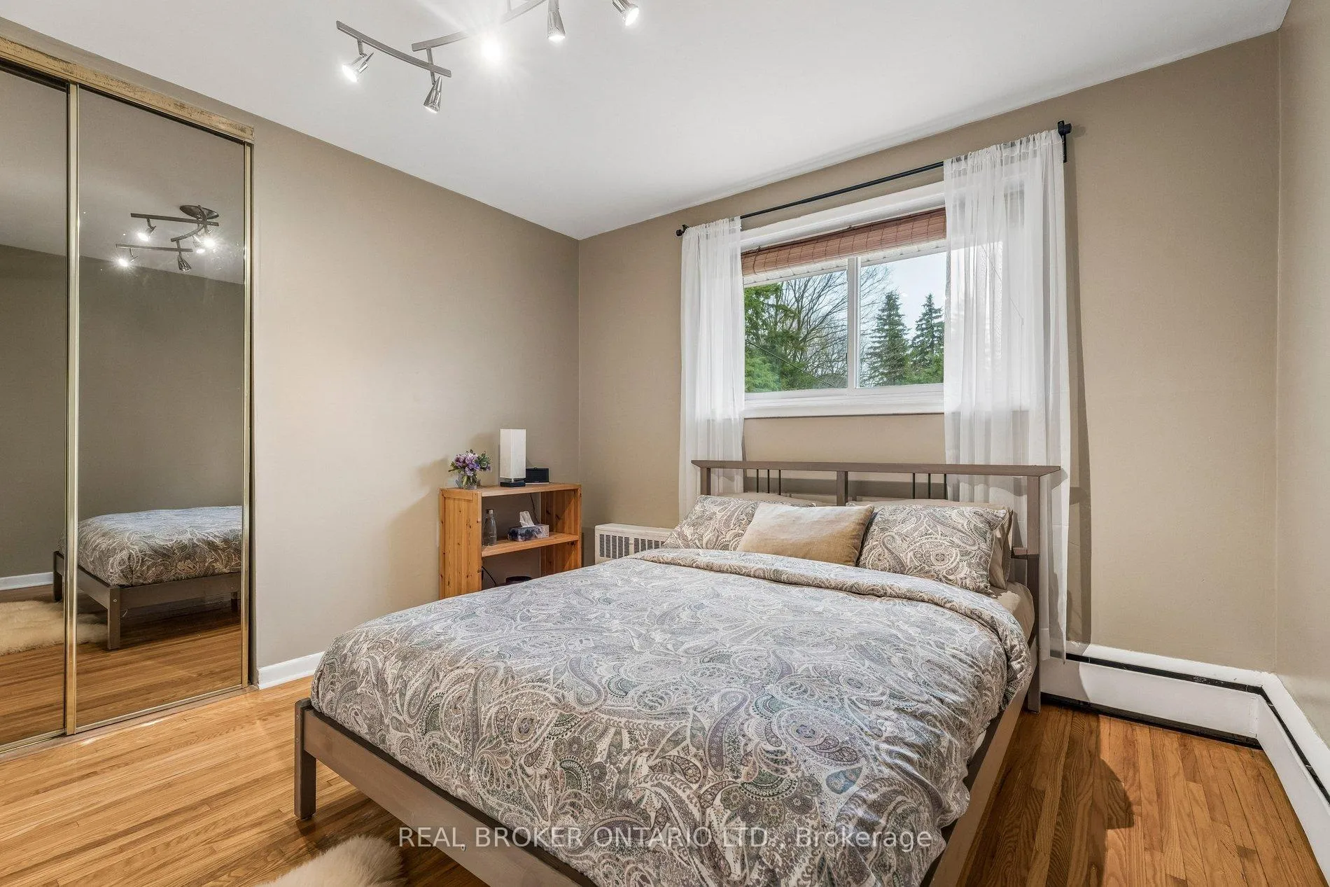 Photo 24 of 40 Seaton Drive, Aurora, Aurora Highlands — HOMEH